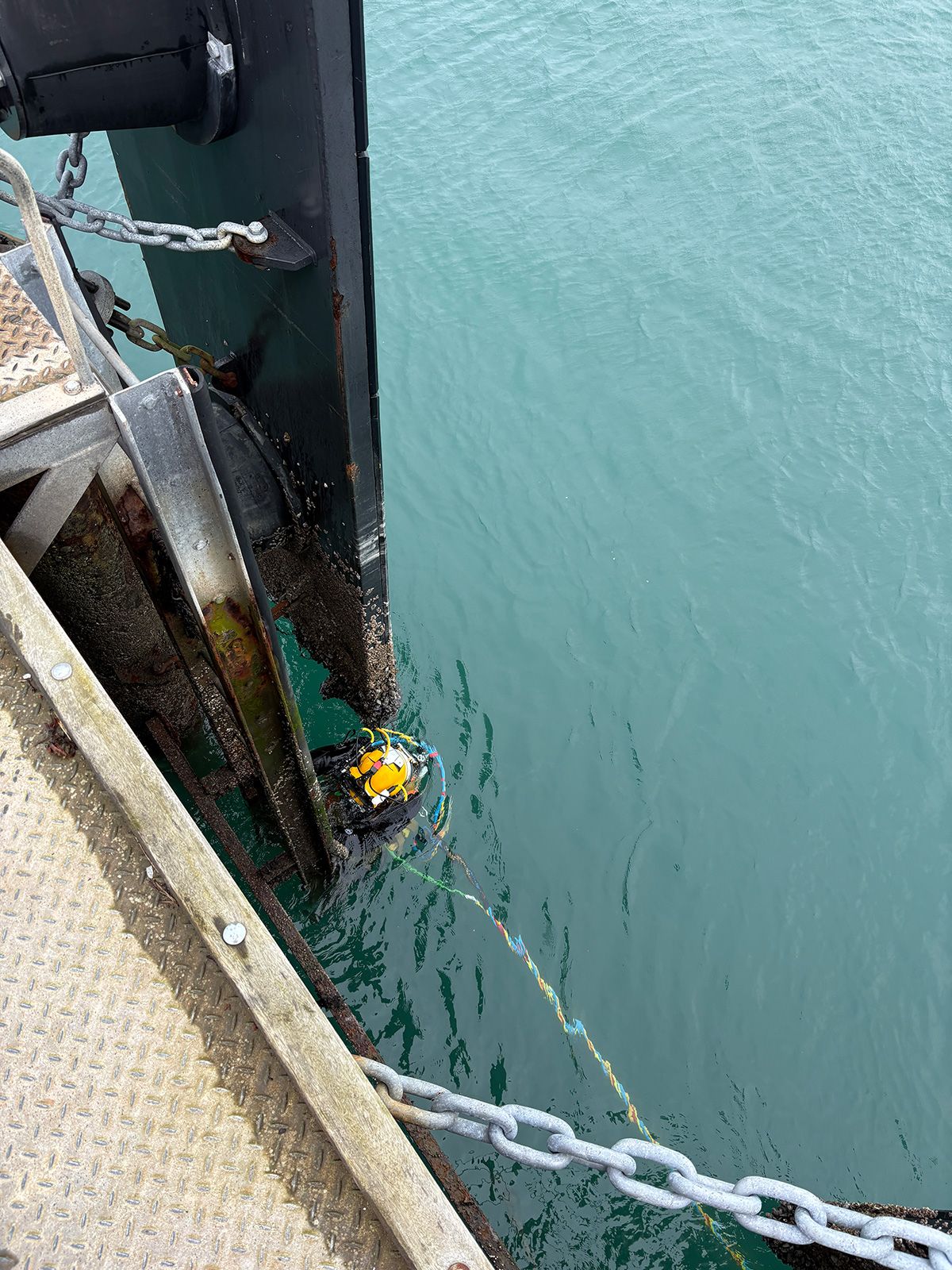 STE07: Underwater Structures Examination